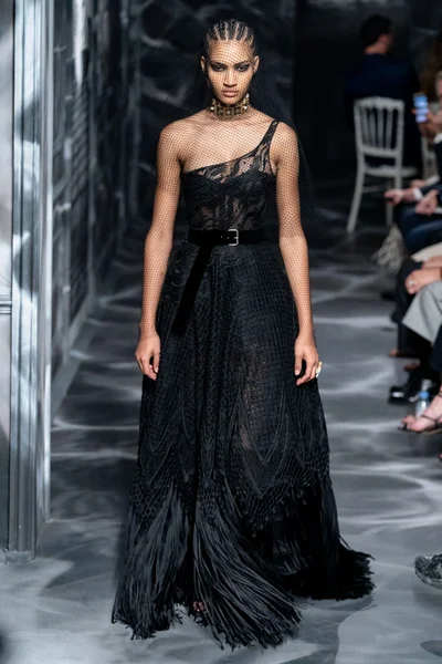 Look 13